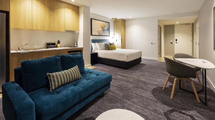 Mercure Canberra Belconnen Room