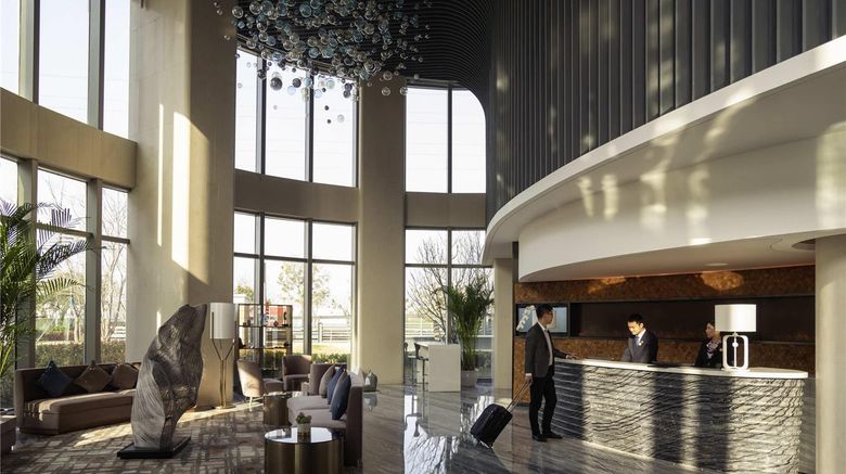 <b>Novotel Zhengzhou Airport Exterior</b>. Images powered by <a href="https://iceportal.shijigroup.com/" title="IcePortal" target="_blank">IcePortal</a>.