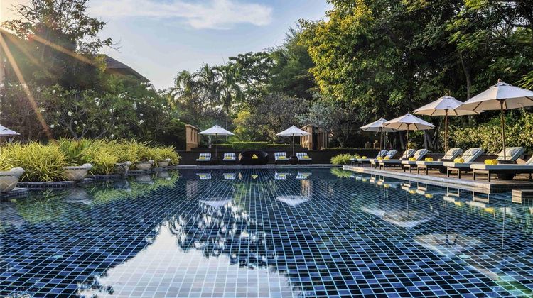 Moevenpick Asara Resort & Suite Pool