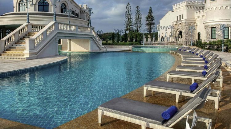 Moevenpick Resort Khao Yai Pool