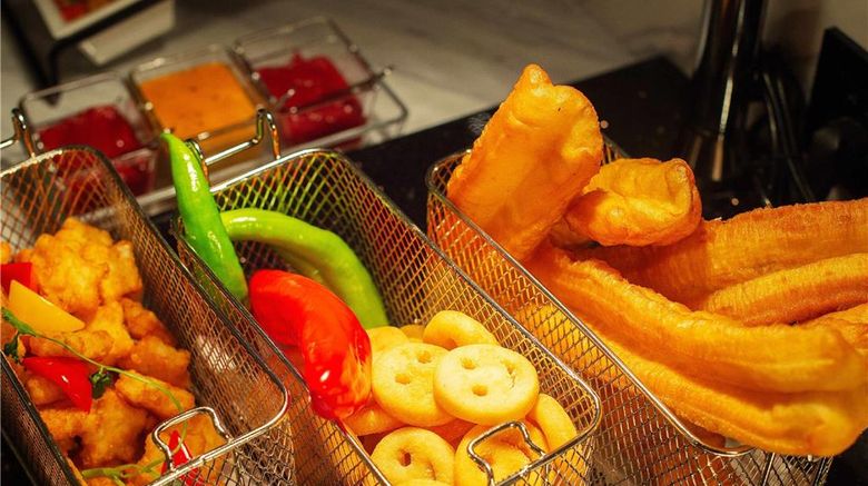 <b>Mercure Harbin Central St Sophia Church Restaurant</b>. Images powered by <a href="https://iceportal.shijigroup.com/" title="IcePortal" target="_blank">IcePortal</a>.
