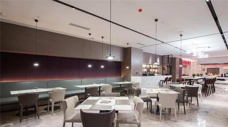 <b>Mercure Harbin Central St Sophia Church Restaurant</b>. Images powered by <a href="https://iceportal.shijigroup.com/" title="IcePortal" target="_blank">IcePortal</a>.
