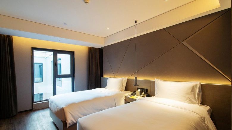 <b>Mercure Harbin Central St Sophia Church Room</b>. Images powered by <a href="https://iceportal.shijigroup.com/" title="IcePortal" target="_blank">IcePortal</a>.