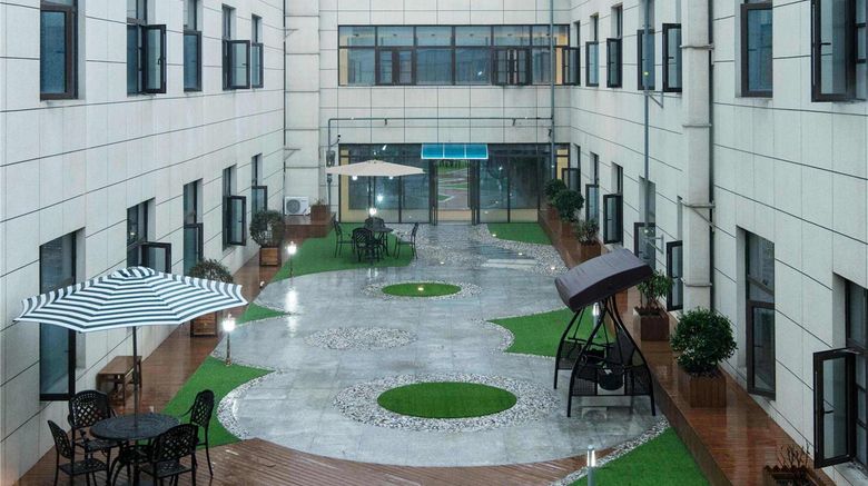 <b>Ibis Styles Xi 'An Daxing New Distr Exterior</b>. Images powered by <a href="https://iceportal.shijigroup.com/" title="IcePortal" target="_blank">IcePortal</a>.