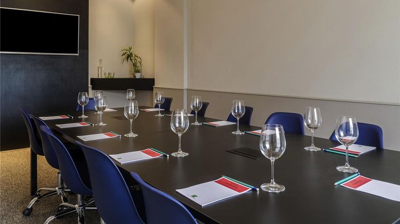 <b>Ibis Styles SP Centro Meeting</b>. Images powered by <a href="https://iceportal.shijigroup.com/" title="IcePortal" target="_blank">IcePortal</a>.