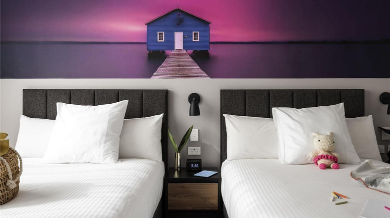 <b>Novotel Perth Murray Street Suite</b>. Images powered by <a href="https://iceportal.shijigroup.com/" title="IcePortal" target="_blank">IcePortal</a>.