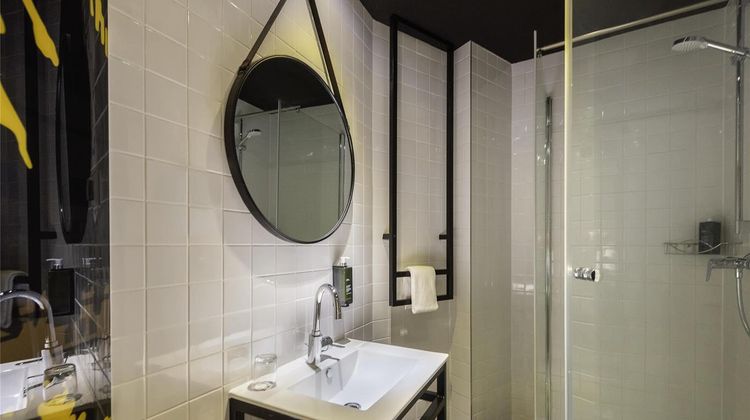 Ibis Styles Dresden Neustadt Room