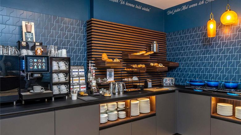 <b>Mercure Hotel Luebeck City Center Restaurant</b>. Images powered by <a href="https://iceportal.shijigroup.com/" title="IcePortal" target="_blank">IcePortal</a>.