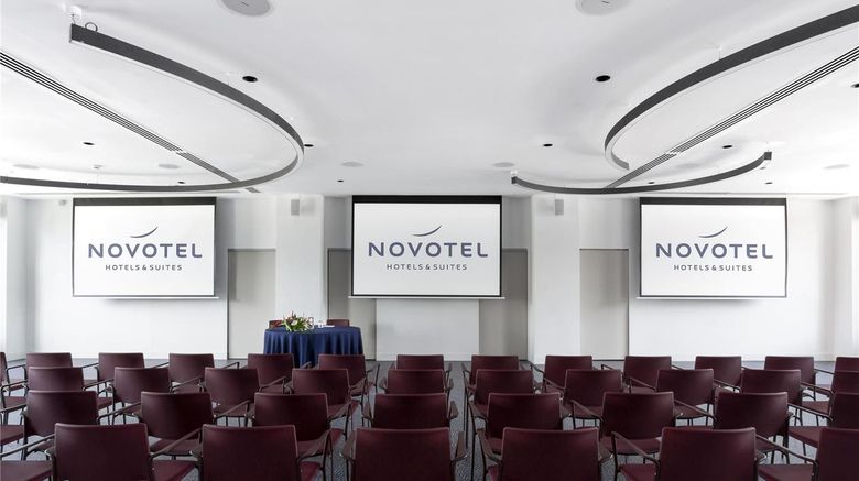 <b>Novotel Convention And Spa Meeting</b>. Images powered by <a href="https://iceportal.shijigroup.com/" title="IcePortal" target="_blank">IcePortal</a>.
