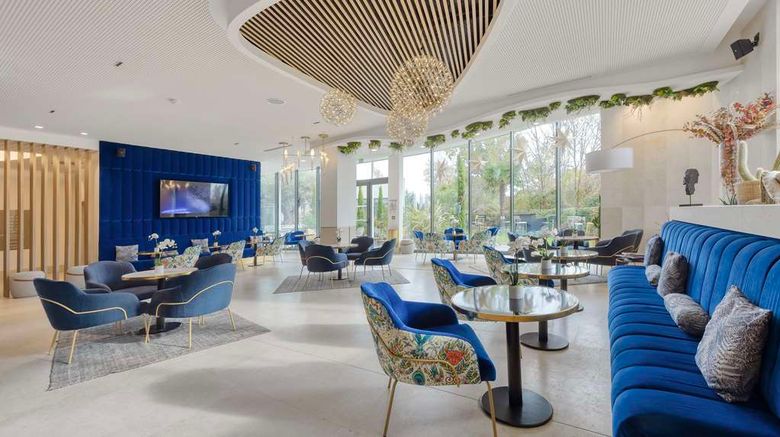 <b>Golden Tulip Lyon Ouest Techlid Hotel Restaurant</b>. Images powered by <a href="https://iceportal.shijigroup.com/" title="IcePortal" target="_blank">IcePortal</a>.