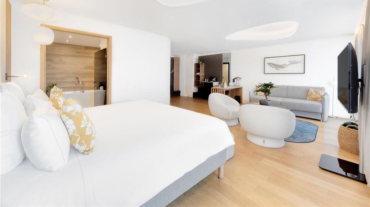 Golden Tulip Lyon Ouest Techlid Hotel Suite