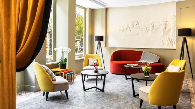 <b>Hotel Ducs De Bourgogne Lobby</b>. Images powered by <a href="https://iceportal.shijigroup.com/" title="IcePortal" target="_blank">IcePortal</a>.