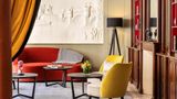 Hotel Ducs De Bourgogne Lobby