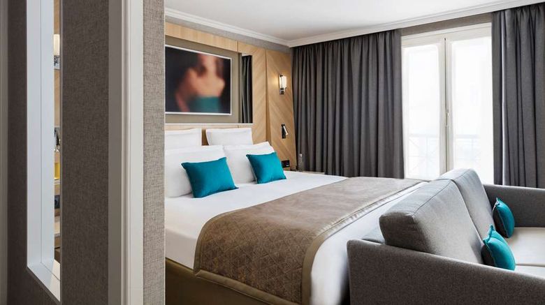 <b>Louvre Saint Honore Hotel Suite</b>. Images powered by <a href="https://iceportal.shijigroup.com/" title="IcePortal" target="_blank">IcePortal</a>.
