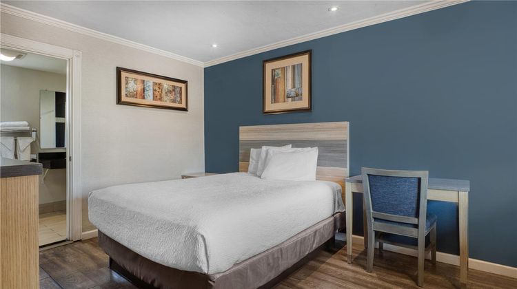 SureStayHotel by Best Western San Rafael Room