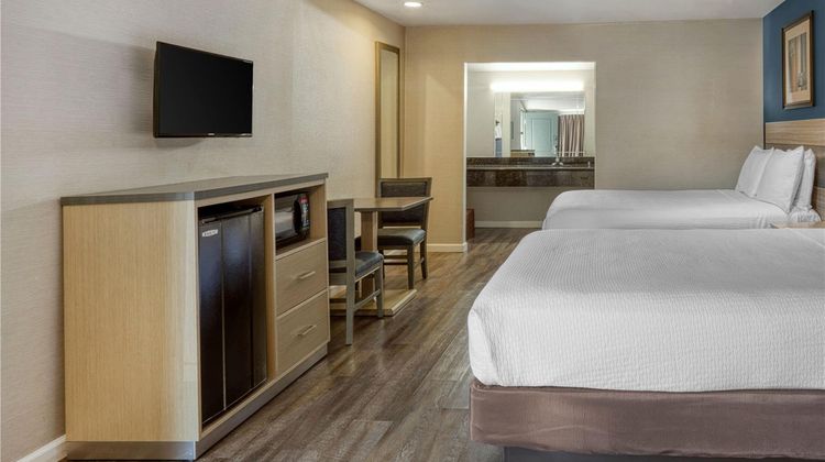 SureStayHotel by Best Western San Rafael Room