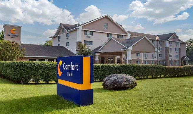 Comfort Inn Exterior