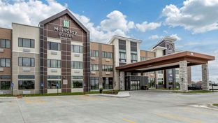 MainStay Suites WaukeeWest Des Moines