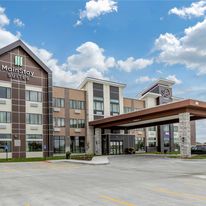 MainStay Suites WaukeeWest Des Moines