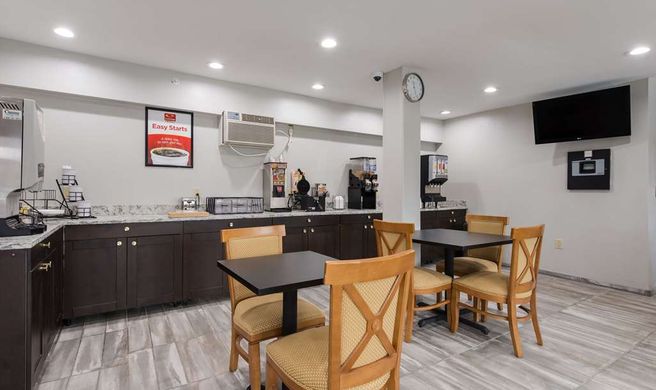 Econo Lodge Inn & Suites Restaurant