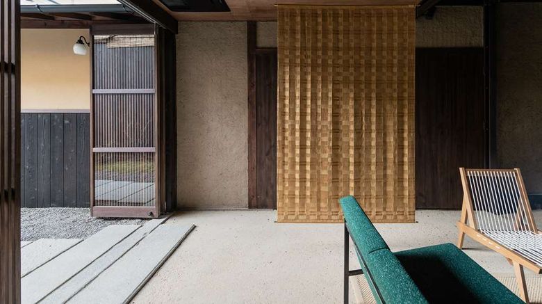 <b>Nazuna Kyoto Gosho Lobby</b>. Images powered by <a href="https://iceportal.shijigroup.com/" title="IcePortal" target="_blank">IcePortal</a>.