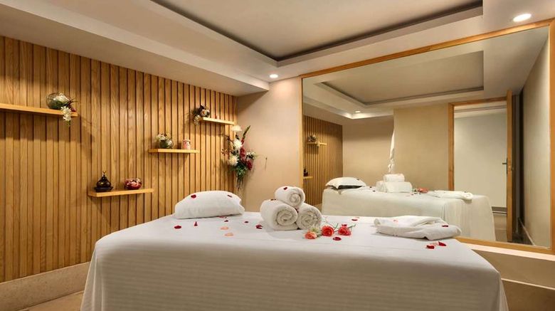 <b>Ramada Lahore Gulberg II Spa</b>. Images powered by <a href="https://iceportal.shijigroup.com/" title="IcePortal" target="_blank">IcePortal</a>.