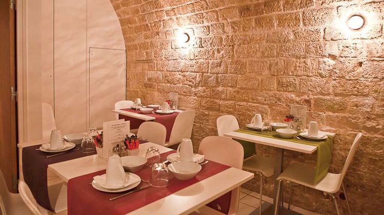 Elysee Secret Hotel Restaurant