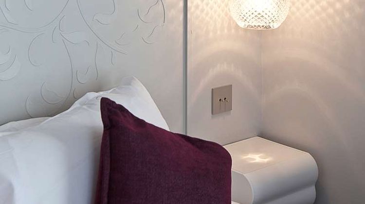 Elysee Secret Hotel Room