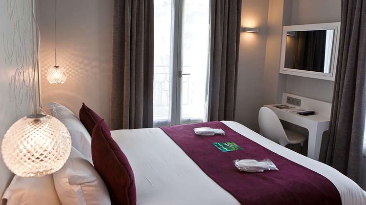 Elysee Secret Hotel Room