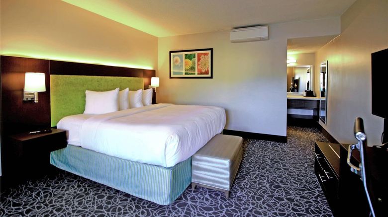 <b>El Sendero Inn, Ascend Hotel Collection Room</b>. Images powered by <a href="https://iceportal.shijigroup.com/" title="IcePortal" target="_blank">IcePortal</a>.