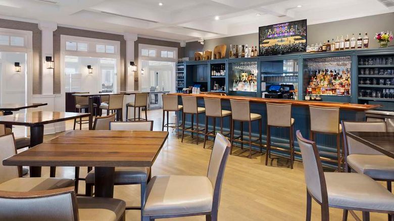 <b>White Elephant Restaurant</b>. Images powered by <a href="https://iceportal.shijigroup.com/" title="IcePortal" target="_blank">IcePortal</a>.