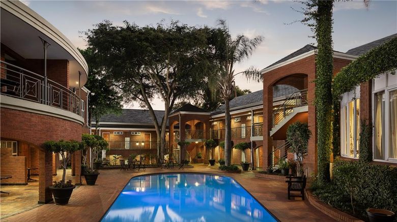 <b>Premier Hotel Falstaff Pool</b>. Images powered by <a href="https://iceportal.shijigroup.com/" title="IcePortal" target="_blank">IcePortal</a>.