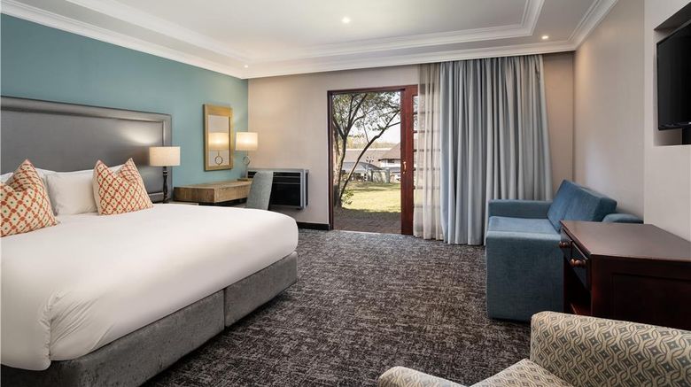<b>Premier Hotel Roodevalley Room</b>. Images powered by <a href="https://iceportal.shijigroup.com/" title="IcePortal" target="_blank">IcePortal</a>.