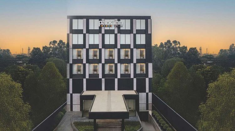Park Inn by Radisson Jalandhar Exterior