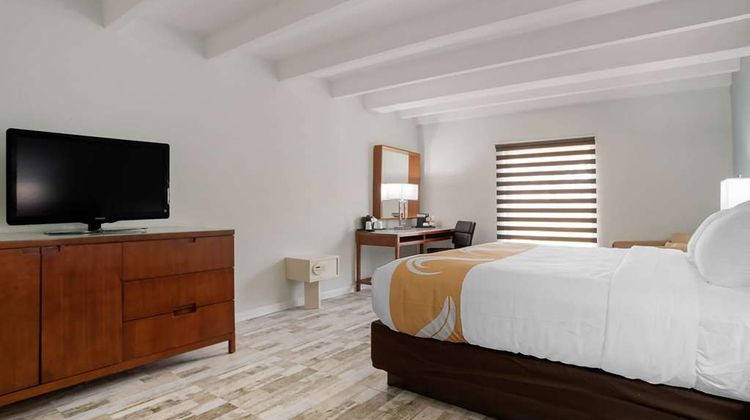 Quality Inn Bayside Room