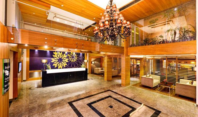 Quality Inn Gurgaon Lobby