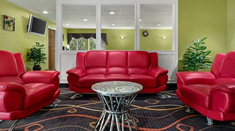 Baymont by Wyndham North Dartmouth Lobby