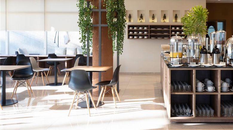 <b>Dazzler by Wyndham Ciudad del Este Restaurant</b>. Images powered by <a href="https://iceportal.shijigroup.com/" title="IcePortal" target="_blank">IcePortal</a>.