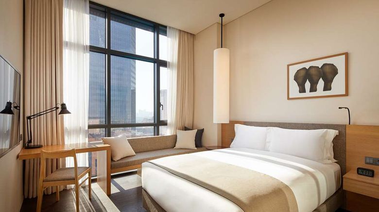 <b>Shilla Stay Samsung Room</b>. Images powered by <a href="https://iceportal.shijigroup.com/" title="IcePortal" target="_blank">IcePortal</a>.