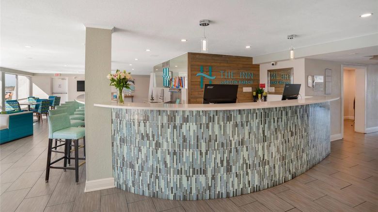 <b>Inn on Destin Harbor, Ascend Collection Lobby</b>. Images powered by <a href="https://iceportal.shijigroup.com/" title="IcePortal" target="_blank">IcePortal</a>.