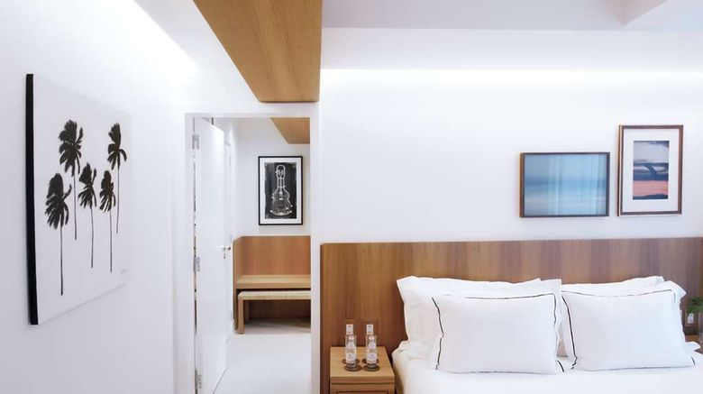 <b>Janeiro Hotel Room</b>. Images powered by <a href="https://iceportal.shijigroup.com/" title="IcePortal" target="_blank">IcePortal</a>.