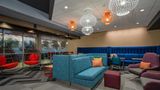 Tru by Hilton Columbus Airport Lobby