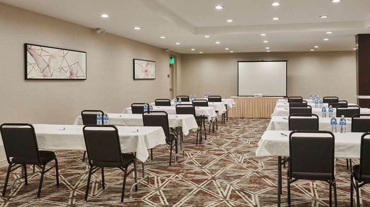 DoubleTree by Hilton Fullerton Meeting