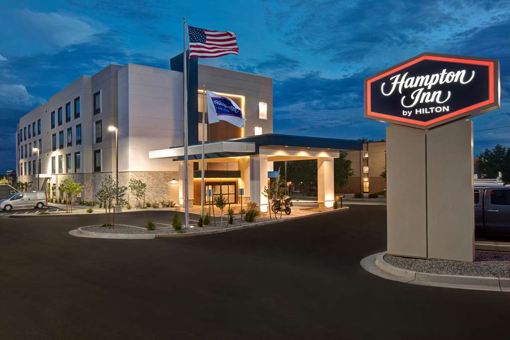 Hampton Inn Santa Fe South- Tourist Class Santa Fe, NM Hotels- GDS