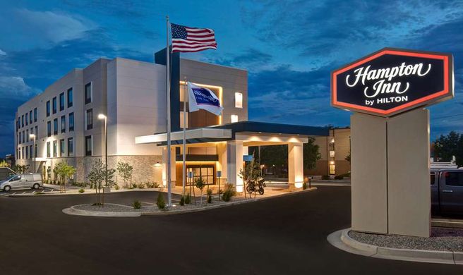 Hampton Inn Santa Fe South Exterior
