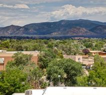 Hampton Inn Santa Fe South Exterior