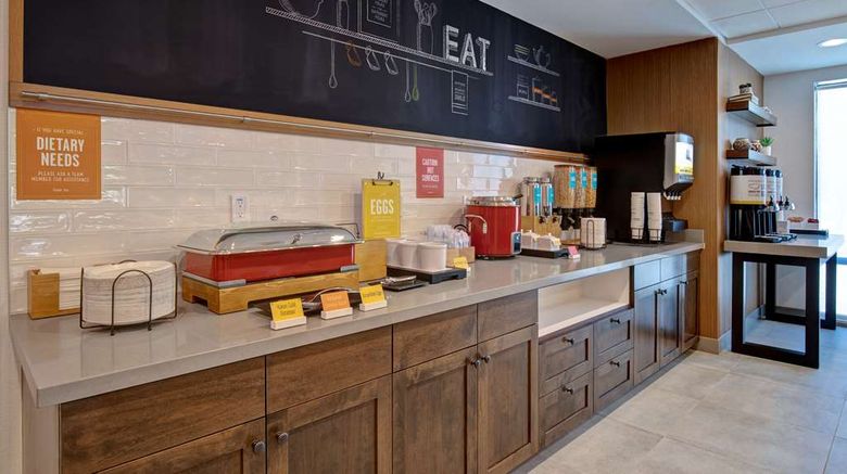 <b>Hampton Inn Santa Fe South Restaurant</b>. Images powered by <a href="https://iceportal.shijigroup.com/" title="IcePortal" target="_blank">IcePortal</a>.