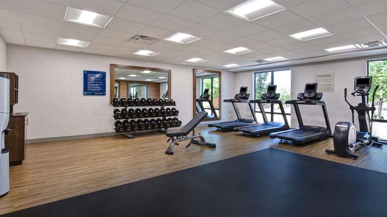 <b>Hampton Inn Santa Fe South Health</b>. Images powered by <a href="https://iceportal.shijigroup.com/" title="IcePortal" target="_blank">IcePortal</a>.