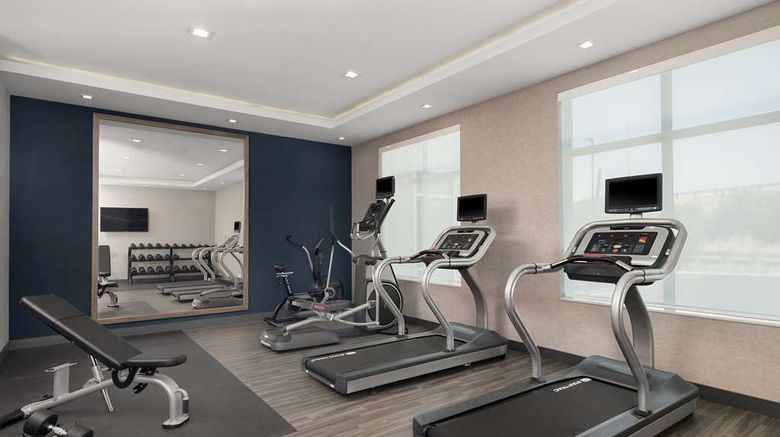 <b>Hampton Inn & Suites El Cajon San Diego Health</b>. Images powered by <a href="https://iceportal.shijigroup.com/" title="IcePortal" target="_blank">IcePortal</a>.