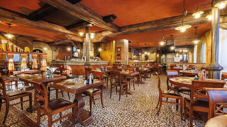 <b>Jr Hotels Amadeus Bologna Restaurant</b>. Images powered by <a href="https://iceportal.shijigroup.com/" title="IcePortal" target="_blank">IcePortal</a>.